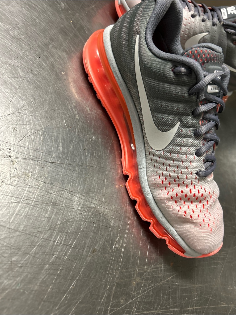 Nike Air Max Size 9 Women - Picture 3 of 10